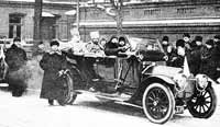 Отправка раненых в лазарет, 1914 (WWI ambulance, Russia, 1914)
