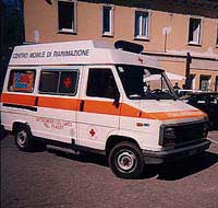  ,  (Ambulanza,  Ambulance, Italy)