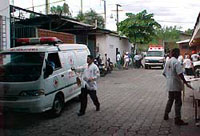   ,  (Ambulancia,  Ambulance, Salvador)